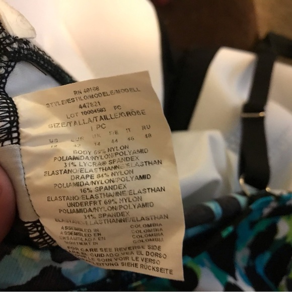 Miracle Suit Women’s Swimwear - Picture 6 of 7